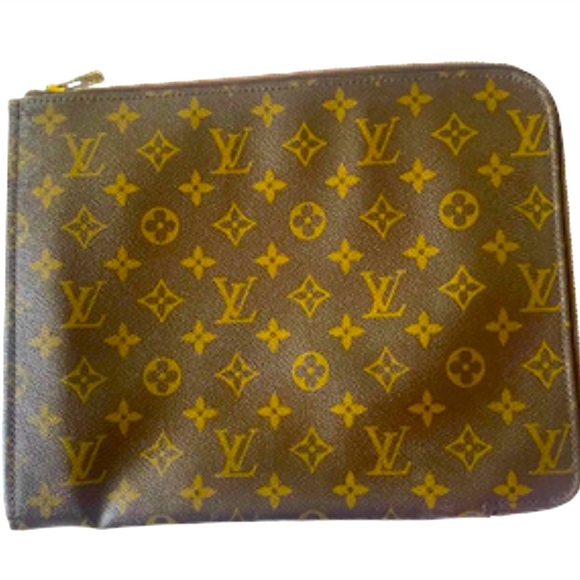 Louis Vuitton Monogram Canvas Poche iPad or Document Case - Picture 11 of 17